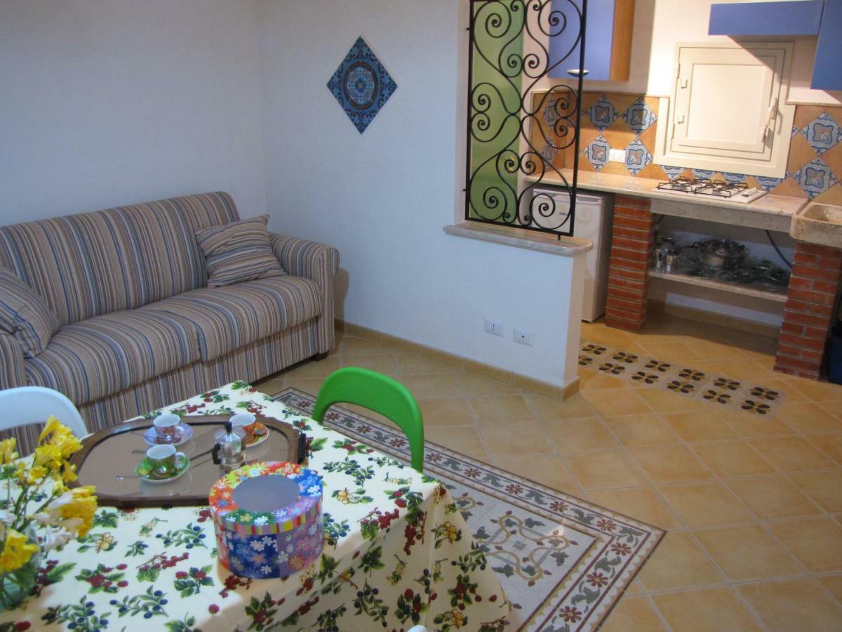 Appartamenti Residence Nonna Lucia Τραπάνι Δωμάτιο φωτογραφία